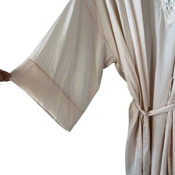 In Bloom by Jonquil Women's Philipa Lace Trim Satin Wrap Robe Cameo Size XL - Picture 8 of 12